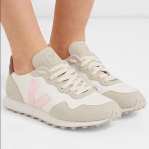 Veja SDU Hexa B-mesh Vegan suede sneakers